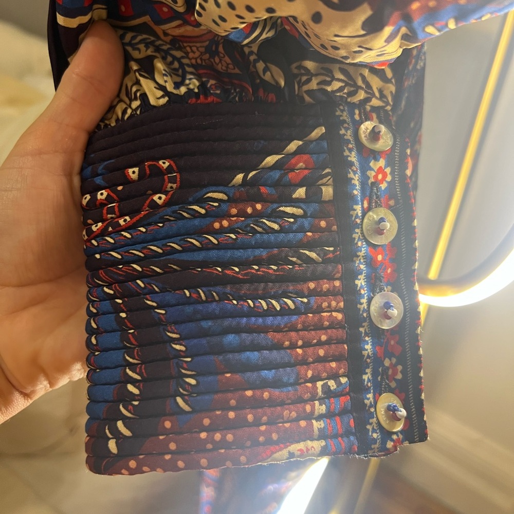 FARM Rio Vibrant Long Sleeve Dress - Picture 10 of 13